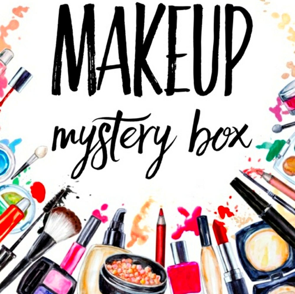 10 Item Makeup Mystery Box! #4 - Picture 4 of 4